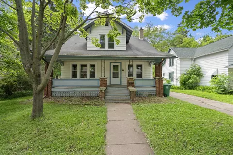 806 3rd St, De Pere, WI 54115