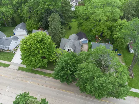 806 3rd St, De Pere, WI 54115 photo 5