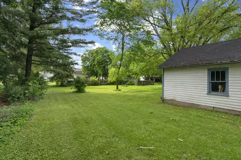 806 3rd St, De Pere, WI 54115 photo 4
