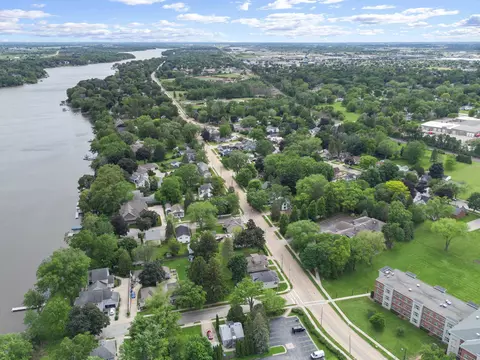 806 3rd St, De Pere, WI 54115 photo 26