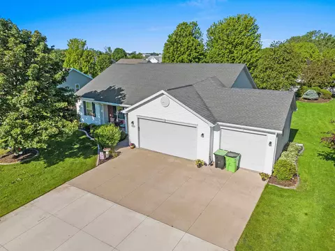 n9451 Evan Street, Appleton, WI 54915 photo 2