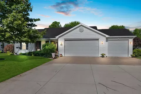 n9451 Evan Street, Appleton, WI 54915