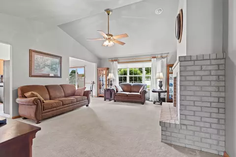 n9451 Evan Street, Appleton, WI 54915 photo 6