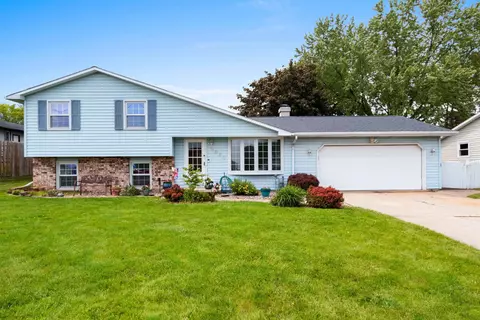 2860 S Ridge Rd, Green Bay, WI 54304