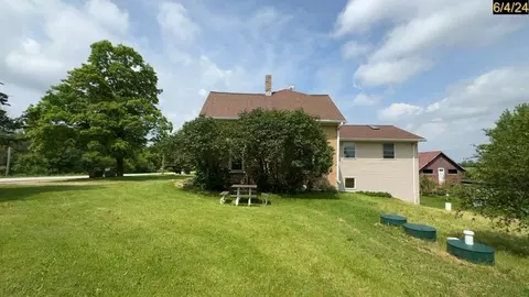 Exterior - 1695 Mill Rd, Greenleaf, WI 54126 photo 6 of 9