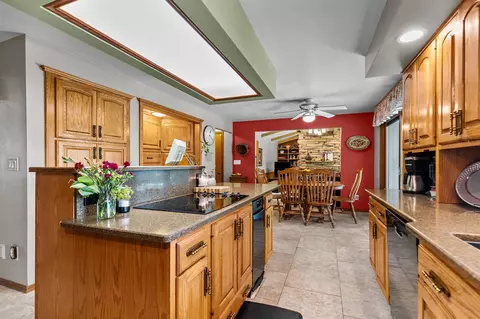 1509 S Clara St, Appleton, WI 54915 photo 12