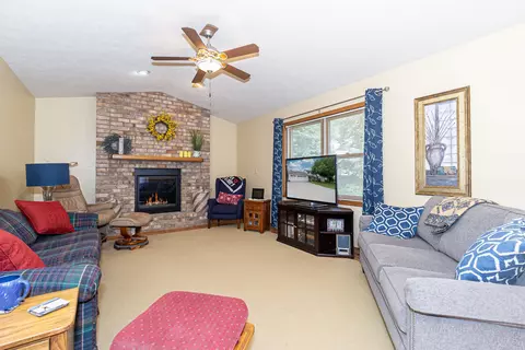 2229 W Seneca Dr, Appleton, WI 54914 photo 10