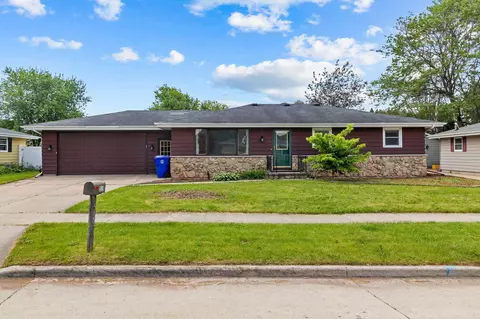 515 E Sylvan Ave, Appleton, WI 54915