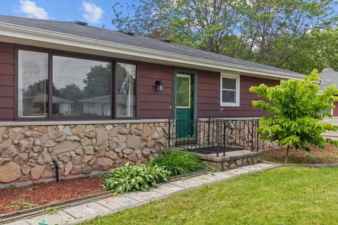 515 E Sylvan Ave, Appleton, WI 54915 photo 5