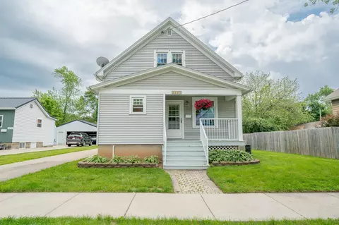 1101 W 5th St, Appleton, WI 54914 photo 2