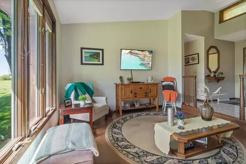 Living - 305 Norbert St, Wrightstown, WI 54180 photo 2 of 4