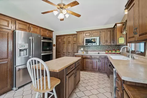 Kitchen - 305 Norbert St, Wrightstown, WI 54180 photo 3 of 5