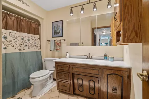 Bath - 305 Norbert St, Wrightstown, WI 54180 photo 2 of 3