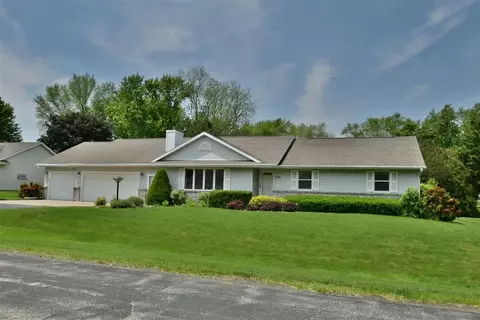 n9593 Darboy Drive, Appleton, WI 54915
