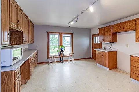 Kitchen - w4458 Rock Road, Appleton, WI 54913 photo 7 of 8