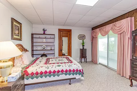 Bedroom - w4458 Rock Road, Appleton, WI 54913 photo 2 of 12