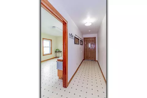 Entry Way - w4458 Rock Road, Appleton, WI 54913 photo 3 of 4