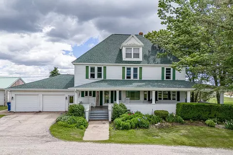Exterior - w4458 Rock Road, Appleton, WI 54913 photo 10 of 16