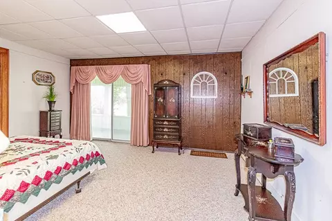 Bedroom - w4458 Rock Road, Appleton, WI 54913 photo 3 of 12