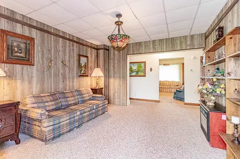 Living - w4458 Rock Road, Appleton, WI 54913 photo 6 of 6