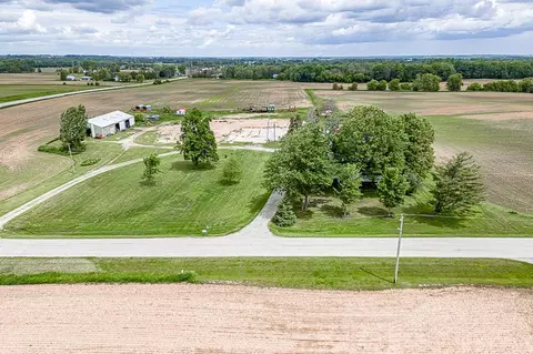 View/Area - w4458 Rock Road, Appleton, WI 54913 photo 2 of 6