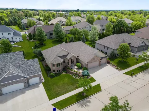 View/Area - 5520 N Summerland Dr, Appleton, WI 54913 photo 8 of 9
