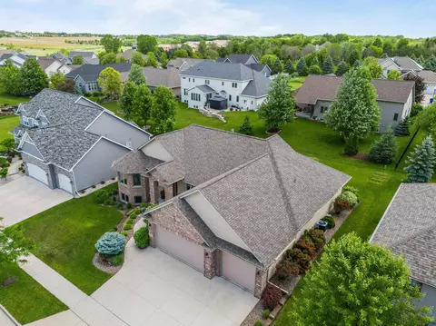 View/Area - 5520 N Summerland Dr, Appleton, WI 54913 photo 1 of 9