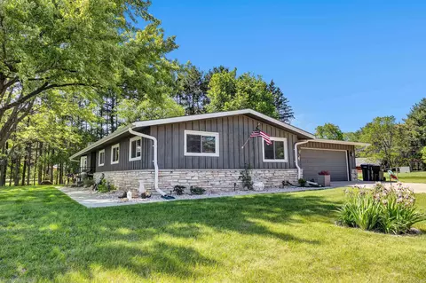 935 Carey Ave, Wild Rose, WI 54984