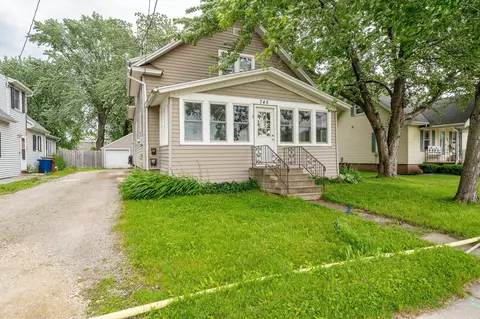 745 Racine St, Menasha, WI 54952