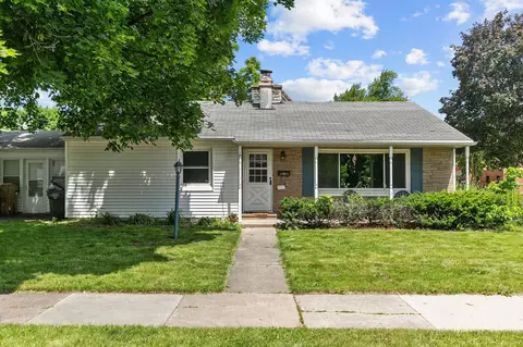 104 W 1st St, Kimberly, WI 54136