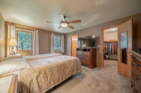 Bedroom - 1900 S Carriage Ln, Appleton, WI 54914 photo 1 of 6