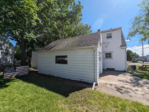 1120 N Badger Ave, Appleton, WI 54914 photo 4