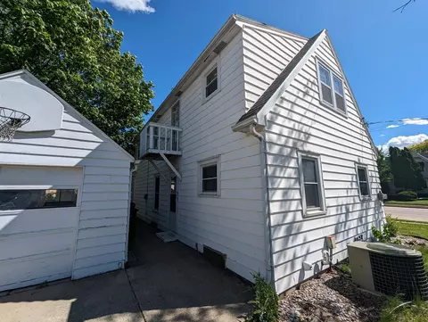 1120 N Badger Ave, Appleton, WI 54914 photo 6