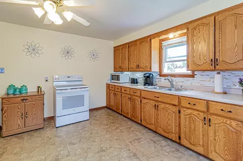 228 S Walter Ave, Appleton, WI 54915 photo 8