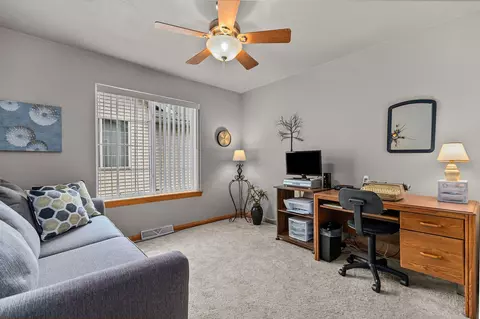 1815 Margaret St, Appleton, WI 54913 photo 17