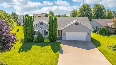 w6342 Arborvitae Lane, Menasha, WI 54952