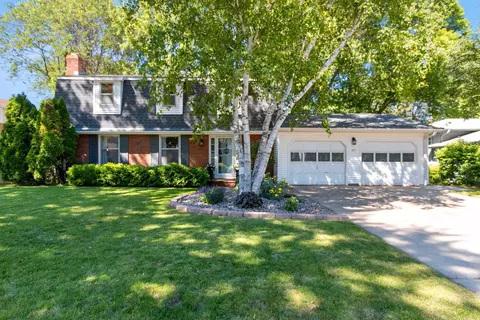 505 Somerset Dr, Green Bay, WI 54301