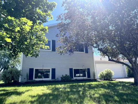 3770 Western Ct, Oshkosh, WI 54901