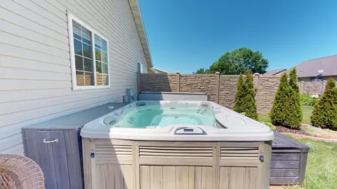 Exterior - w2844 Brookhaven Drive, Appleton, WI 54915 photo 4 of 13