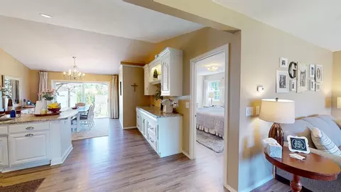 Entry Way - w2844 Brookhaven Drive, Appleton, WI 54915 photo 2 of 3