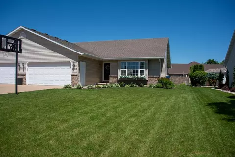 w2844 Brookhaven Drive, Appleton, WI 54915