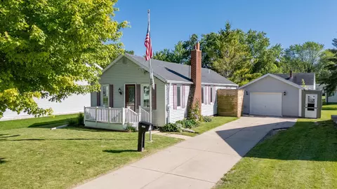 1251 9th St, Green Bay, WI 54304