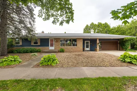 1318 W Frances St, Appleton, WI 54914