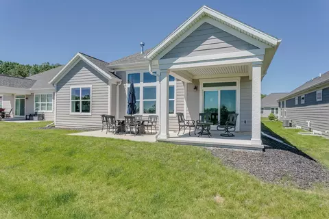 2257 E Harrier Ct, Appleton, WI 54913 photo 3