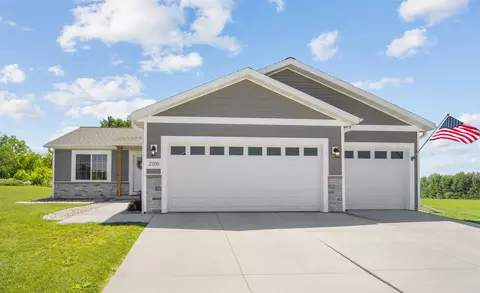 2300 Young Dr, Waupaca, WI 54981