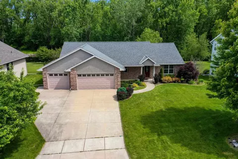 2361 Berkley Rd, De Pere, WI 54115