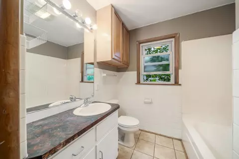 1316 E South River St, Appleton, WI 54915 photo 8