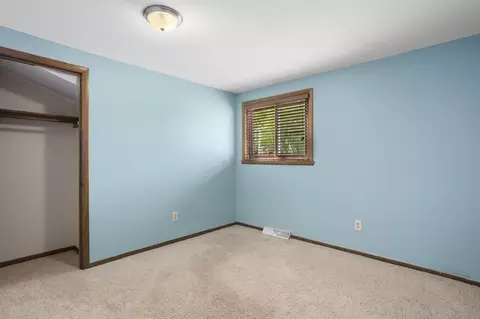 Bedroom - 3016 E Canary St, Appleton, WI 54915 photo 5 of 5
