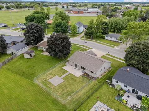 323 Fair St, Wrightstown, WI 54180 photo 38