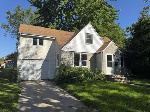 1158 11th Ave, Green Bay, WI 54304